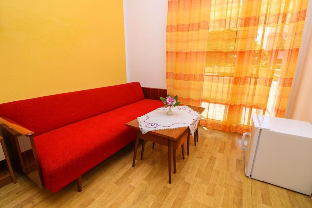 Double Rooms Tomica 2 With Balcony Baška Esterno foto